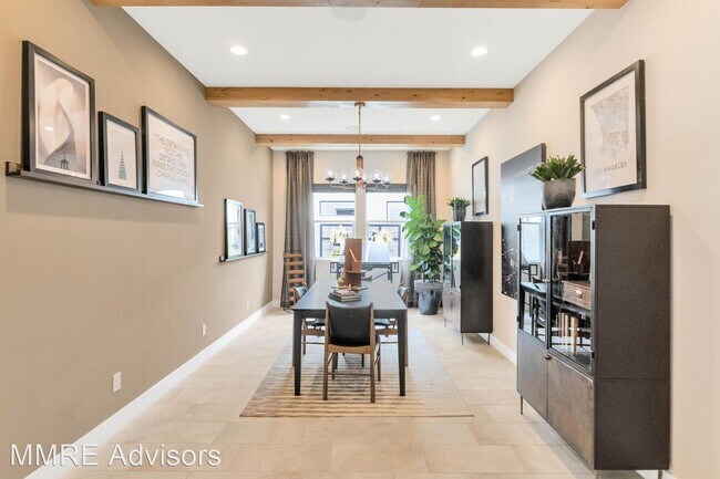 Building Photo - 4 br, 4.5 bath House - 10118 E Tesla Ave