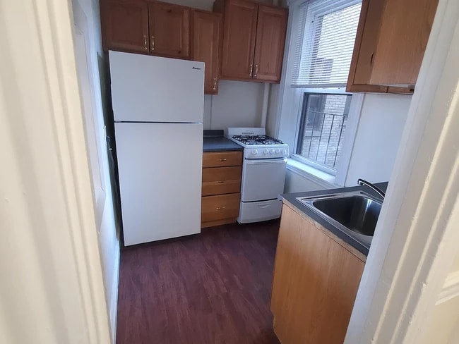 Photo - 364 Riverway St. #9 Mission Hill House