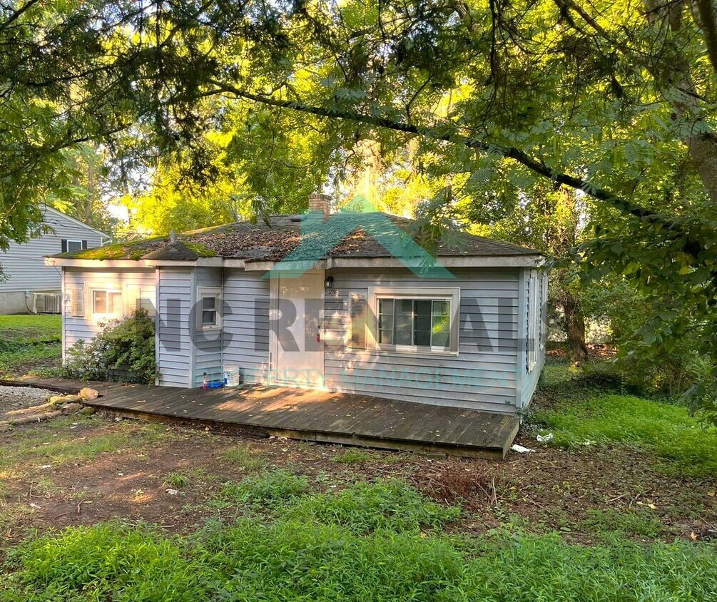 Foto principal - 1219 Junction Rd