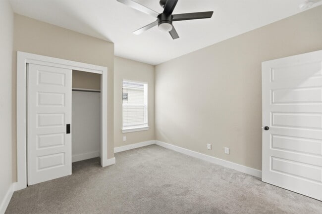 Building Photo - 3107 Grassmere St