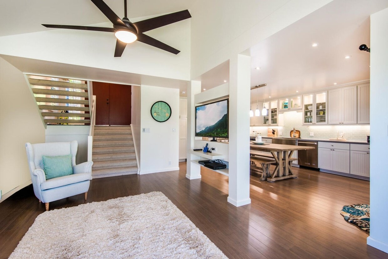 Bluestone - Furnished 3BR/3BA - Bluestone - Furnished 3BR/3BA