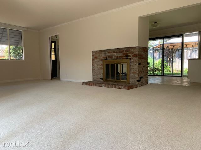 Foto del edificio - 3 br, 2 bath House - 2457 Hart Ave
