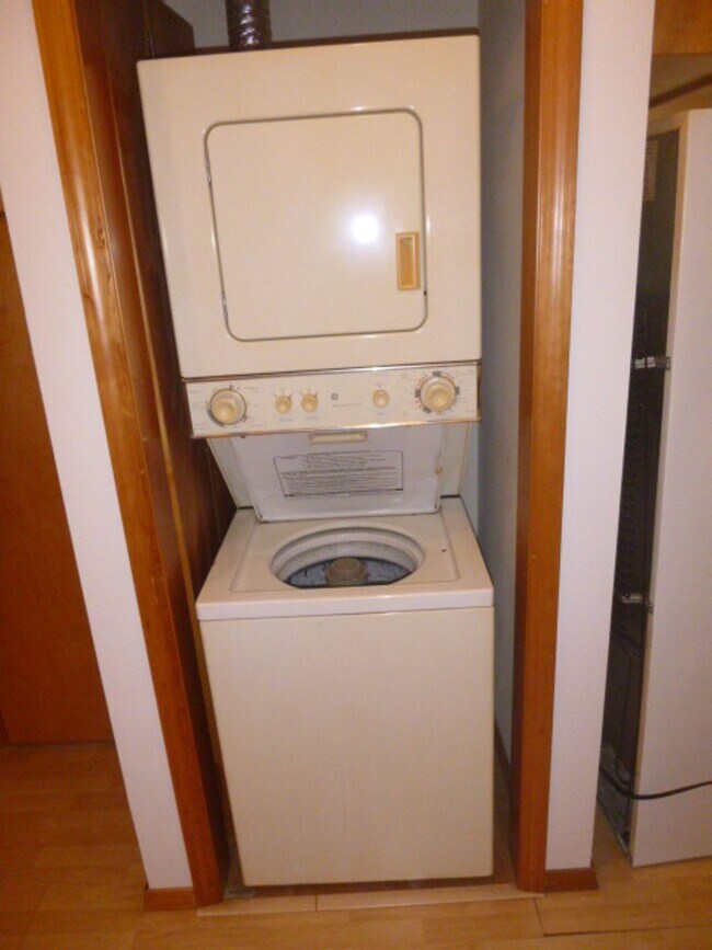 Foto del edificio - 1030 Mt Olympus Ave SE