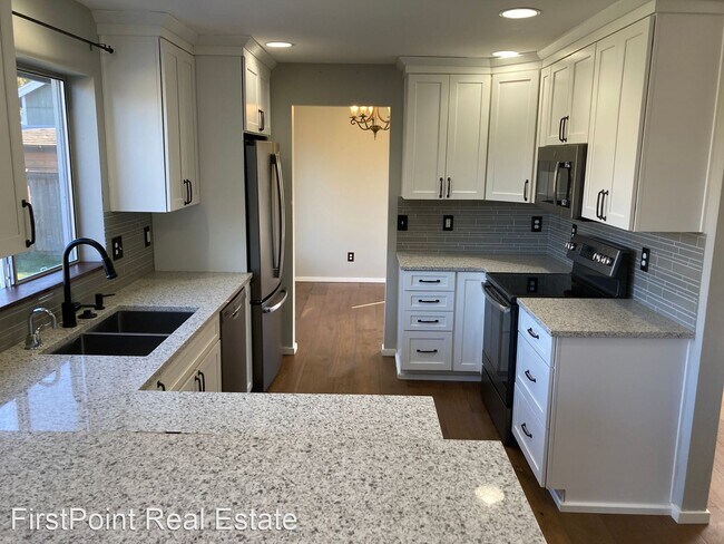 Foto del edificio - 3 br, 2.5 bath House - 3373 Garland Place