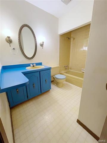Building Photo - 7609 Woodcliffe Dr
