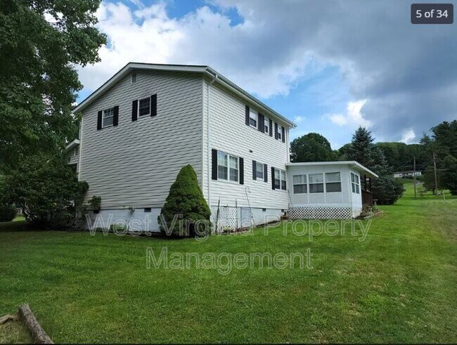 Building Photo - 115 Beaver St