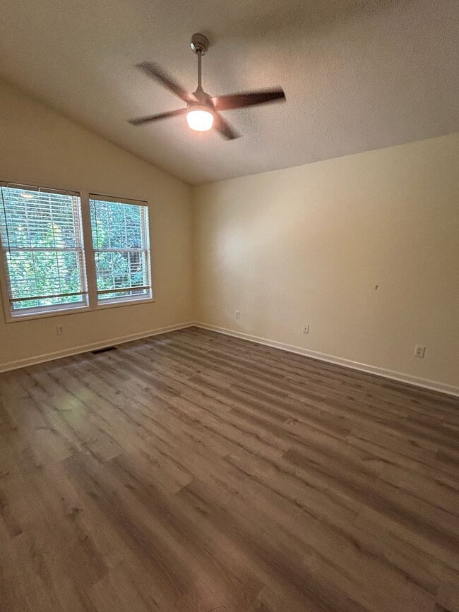 Building Photo - Updated 3-Bedroom Home with Attached Garage