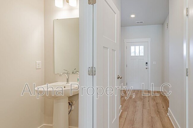 Foto del edificio - 302 Marston Ln
