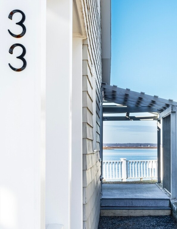 Foto del edificio - 33 Eagle Hill Rd