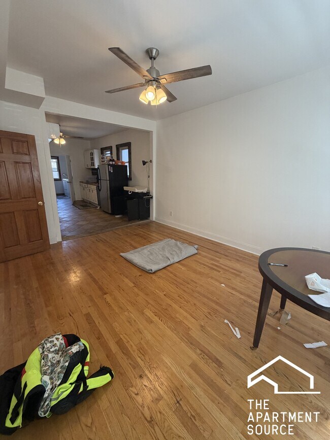 Building Photo - 2638 W Belden Ave