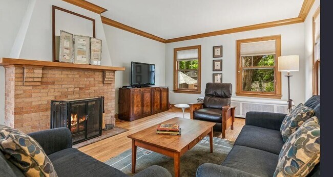 Foto del edificio - 820 N Oak Park Ave