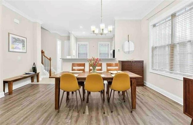 Foto del edificio - 2407 Tenor Ln