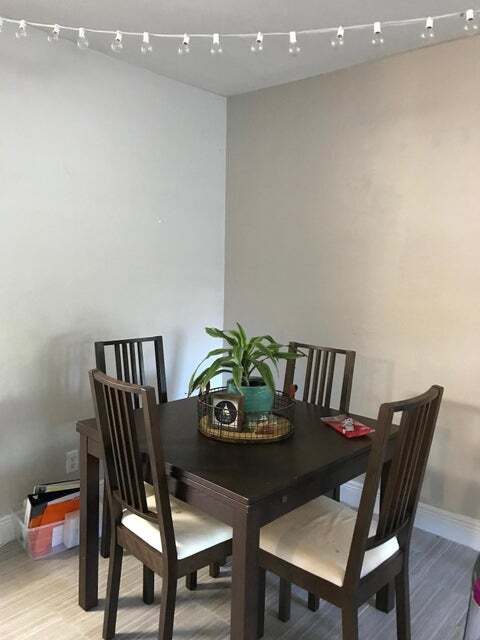 Building Photo - 208 Coventry St