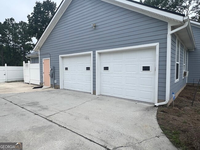 Building Photo - 129 Bedford Ct