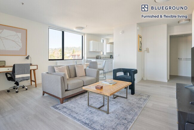 Foto del edificio - 1698 University Ave