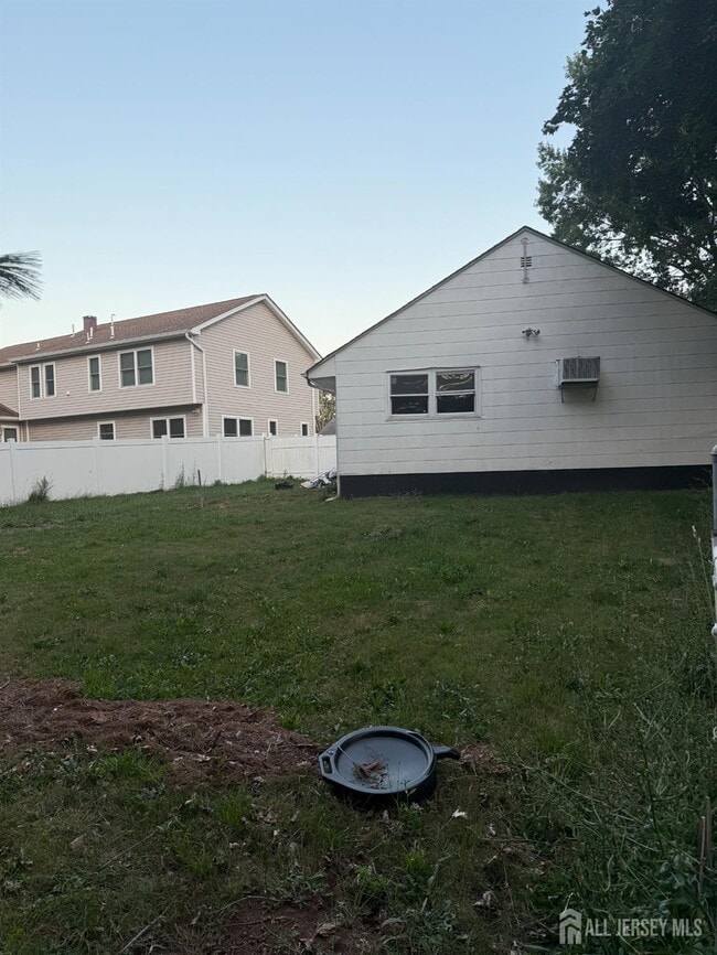 Building Photo - 1211 Stelton Rd