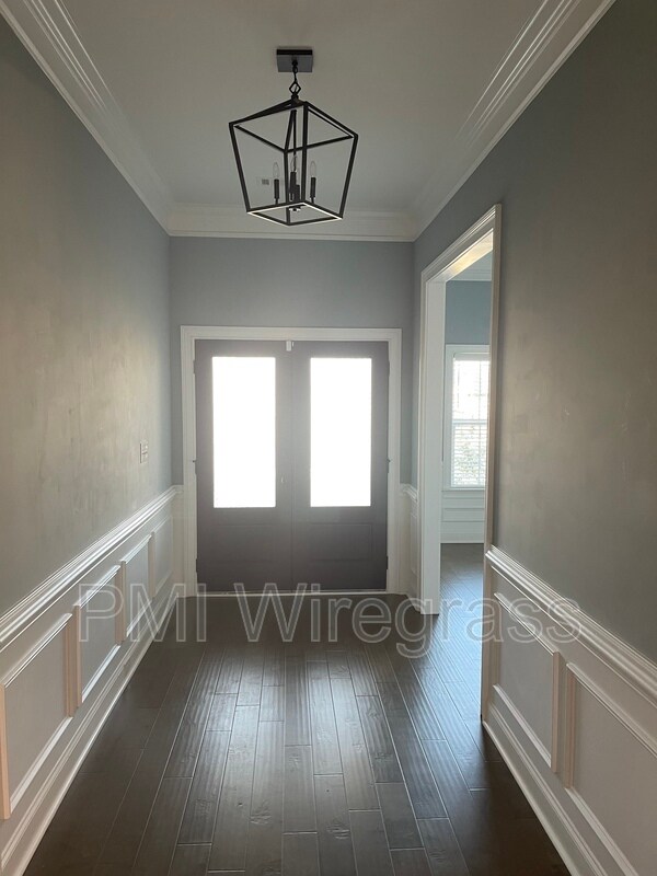 Foto del edificio - 701 Charleston Mills Dr