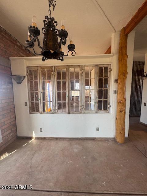 Building Photo - 2650 E Loma Alta Dr