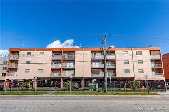 Building Photo - 6175 W 20th Ave
