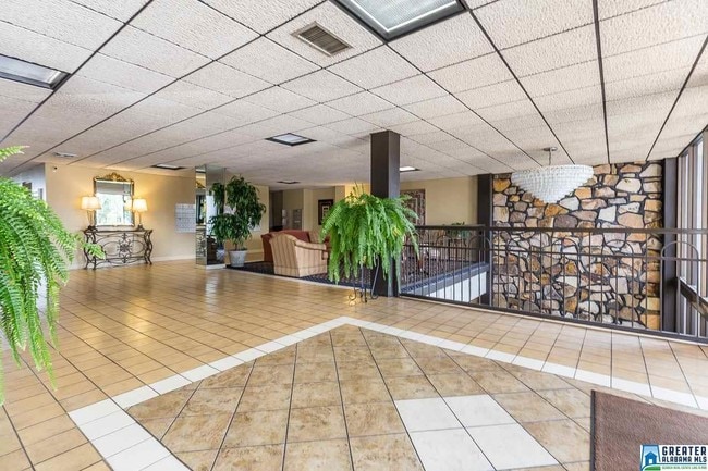 Building Photo - 1300 Beacon Pkwy E