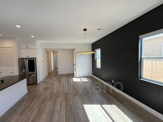 Building Photo - 7765 Navasota Dr