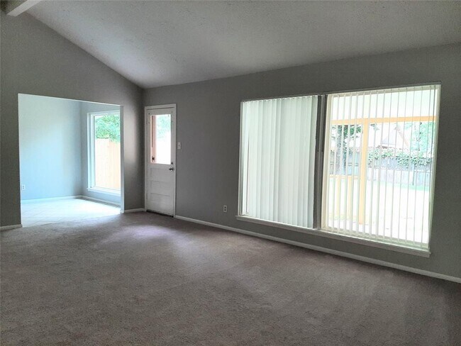 Building Photo - 3511 Dawnwood Dr