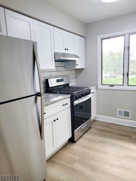 Foto del edificio - 5 Loeser Ave