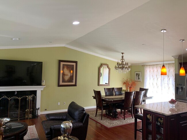 Foto del edificio - 11004 100th Ave NE