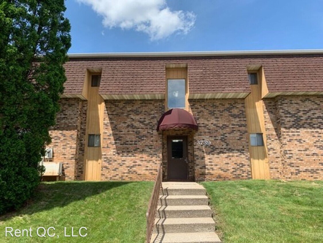 3739 53rd St, Moline, IL 61265 Room for Rent in Moline, IL