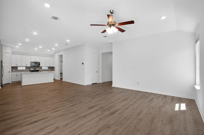 Building Photo - 2101 Centerline Ln