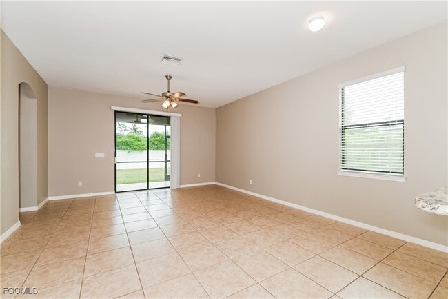 Foto del edificio - 3724 SW 12th Ave