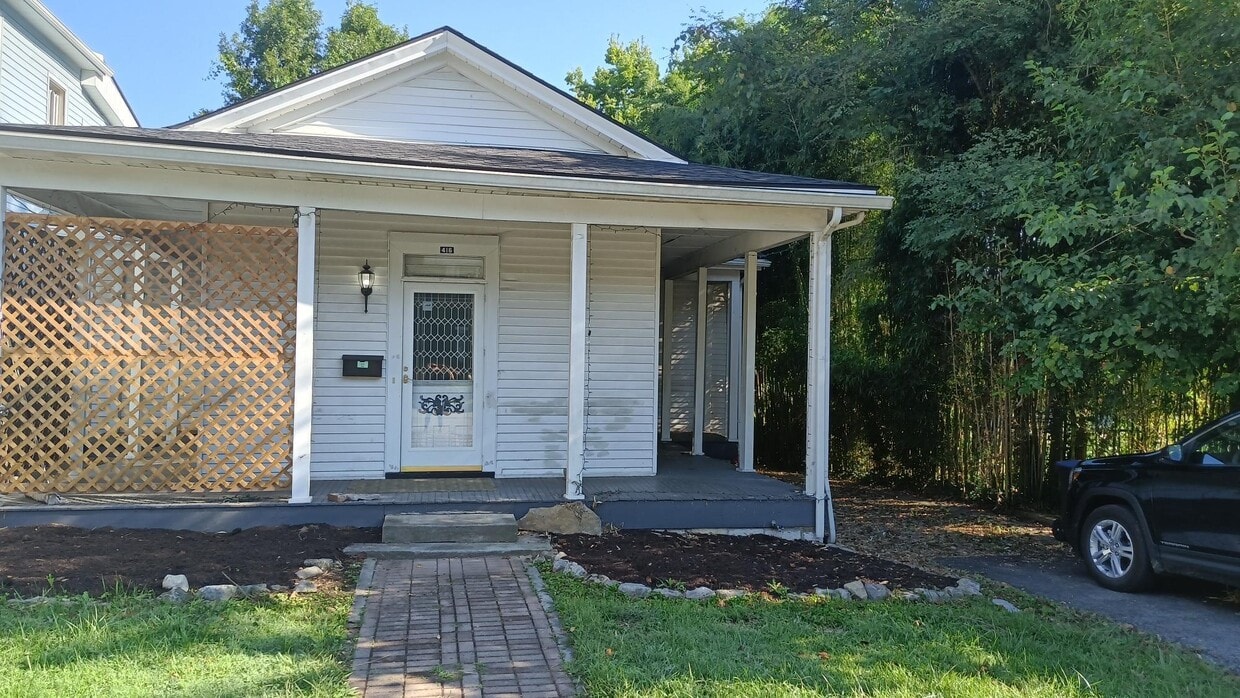 416 W 4th St, Frankfort, KY 40601 House Rental in Frankfort, KY