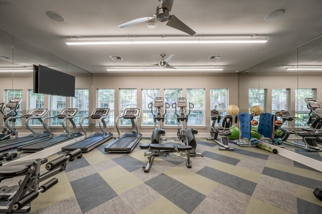 Apartamentos Harbor Cove y gimnasio - Harbor Cove Apartments