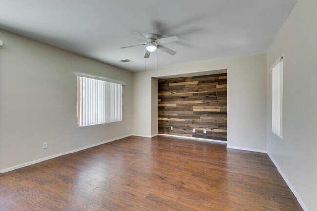 Foto del edificio - Large home near Aliante*Close to area schools and shopping centers*