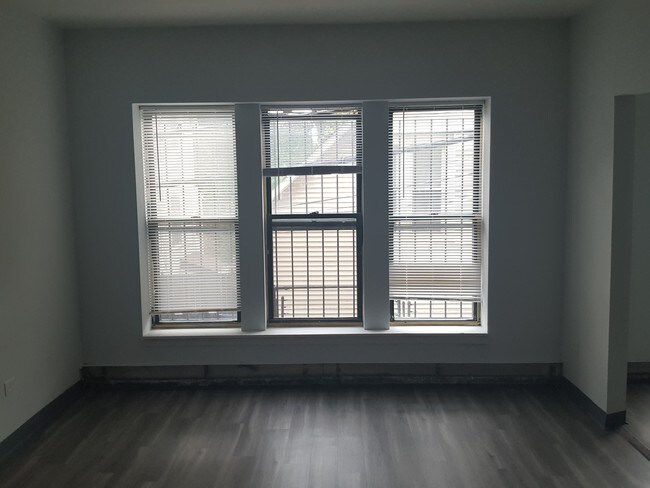 Foto del edificio - 6800 S Dorchester Ave
