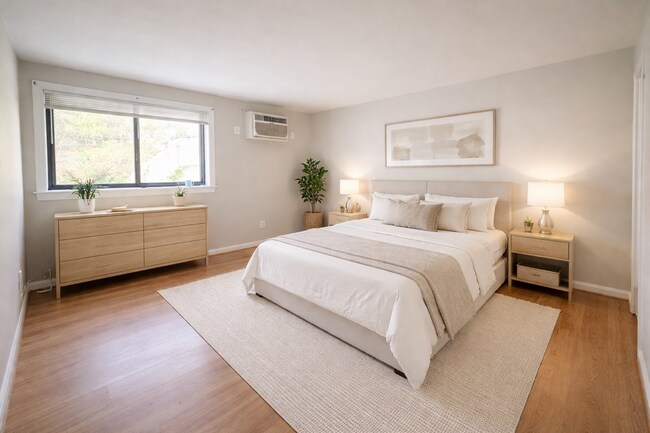 Foto del edificio - 3103 Naylor Rd SE