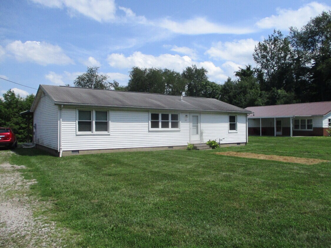 4711 N Show St, North Terre Haute, IN 47805 House Rental in North