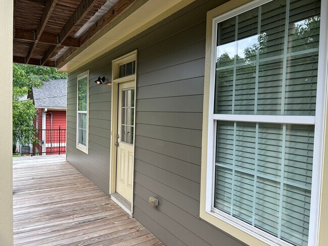 Building Photo - PRE-LEASING FOR AUGUST 2026!