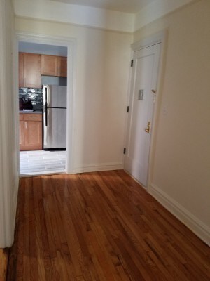 Building Photo - 261 Seaman Ave
