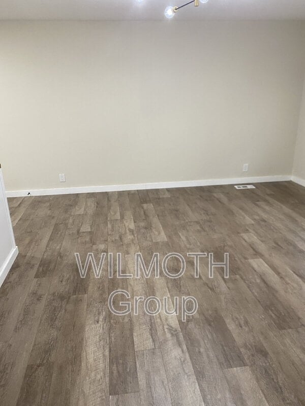 Foto del edificio - 8515 Georgiana Ln