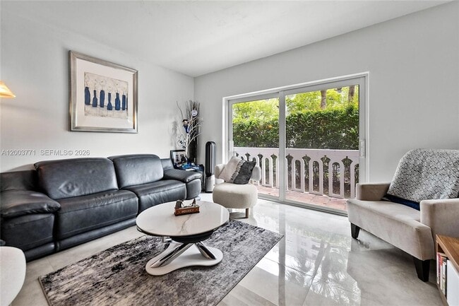 Photo - 100 Edgewater Dr Apartment