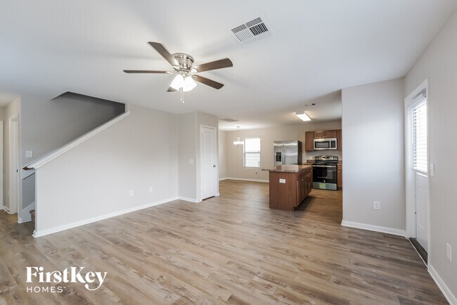 Foto del edificio - 9923 Sanders Rose Lane