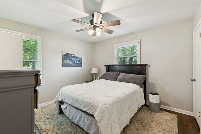 Foto del edificio - Excellent 3 Bedroom 2 Bath Home Minutes from Downtown!