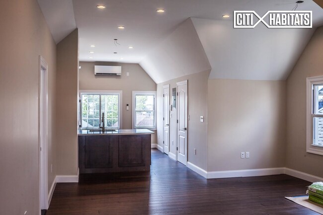 Foto del edificio - 1420 Bay Ridge Pkwy