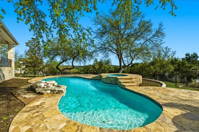Foto del edificio - 13725 Madrone Mountain Way