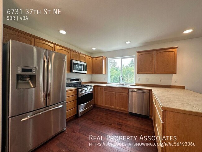 Foto del edificio - 6731 37th St NE