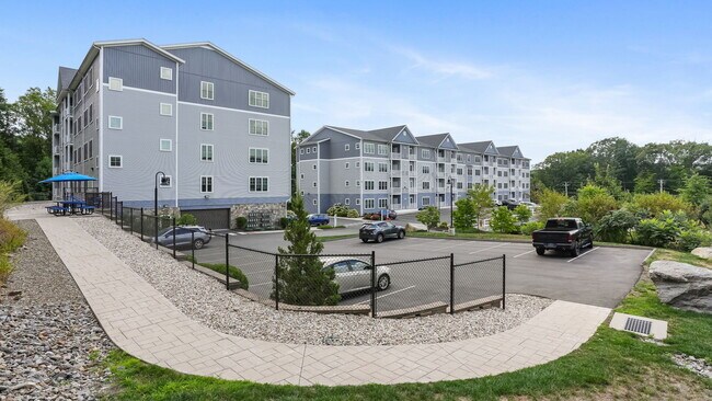 Foto del edificio - The Ridge at Sawmill