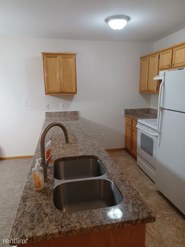 Foto del edificio - 2 br, 1 bath Condo - 2222 Frazho Rd