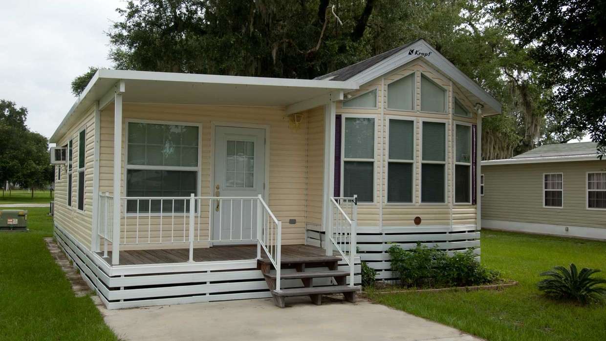 Primary Photo - Red Oaks MH & RV Resort