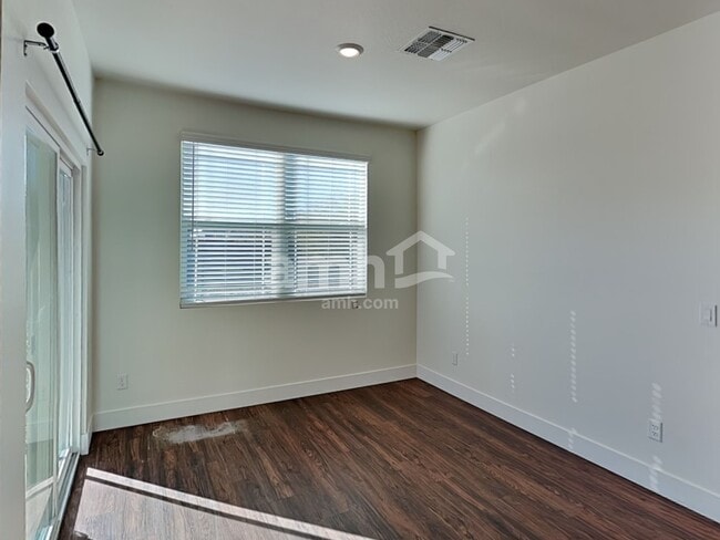 Building Photo - 21606 S 231st St